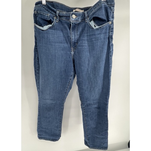 Levi's Denim - Levi's Women's Classic Straight‎ Jeans Size 16S/ 33x28